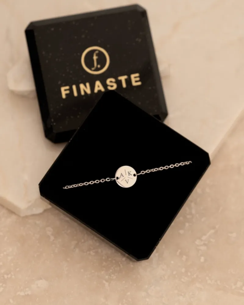 Finaste Armband 3 initialen met mini muntje Online