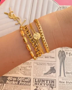 Finaste Armband 3 initialen met mini muntje goud kleurig Sale
