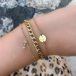 Finaste Armband 3 initialen met mini muntje goud kleurig Sale