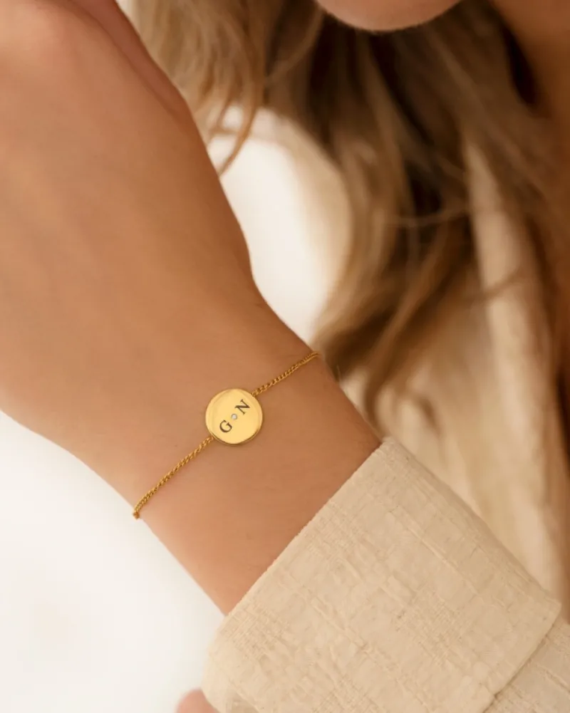 Finaste Armband 2 initials exclusive goudkleurig Sale