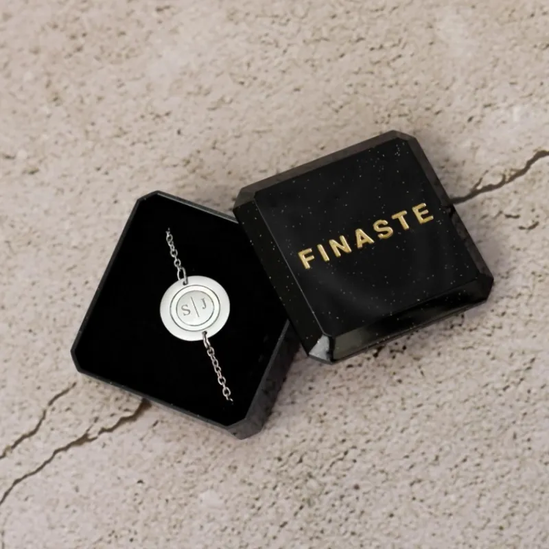 Finaste Armband 2 initials luxury Sale