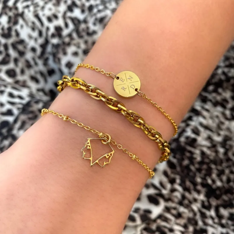 Finaste Armband 4 letters met mini coin goud kleurig Outlet