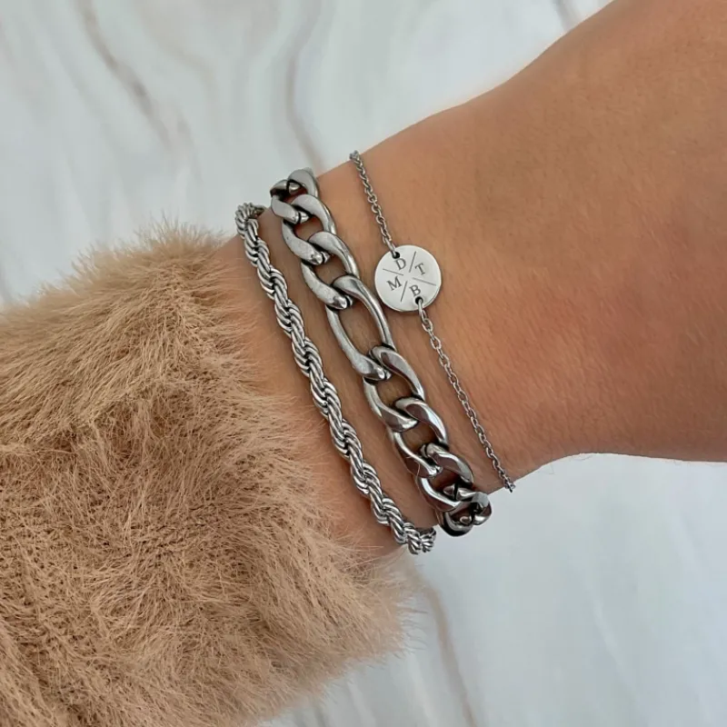 Finaste Armband 4 letters met mini coin Best