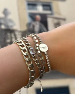 Finaste Armband little hearts Discount