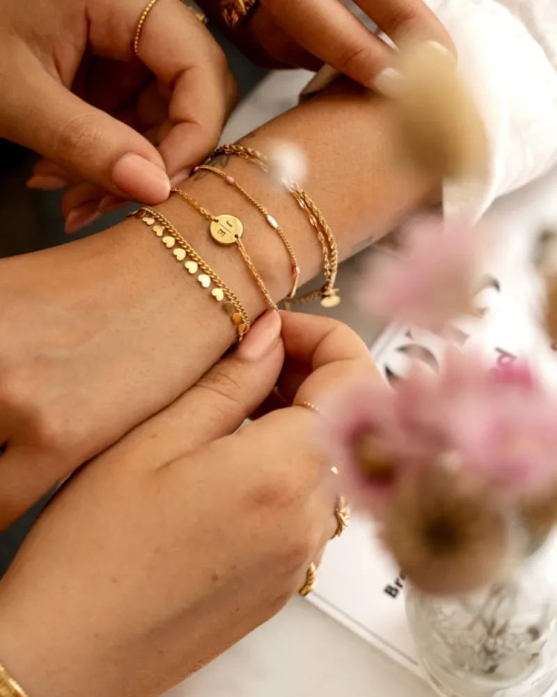 Finaste Armband little hearts goudkleurig Sale