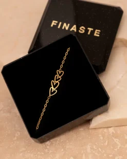Finaste Armband love hearts goldplated Discount