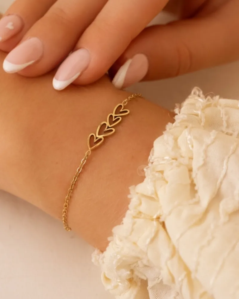 Finaste Armband love hearts goldplated Discount
