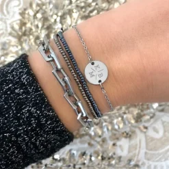 Finaste Armband Met Drie Letters Fashion