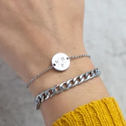 Finaste Armband Met Drie Letters Fashion