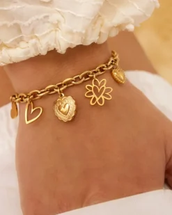 Finaste Armband met hartjes bedels goudkleurig Outlet