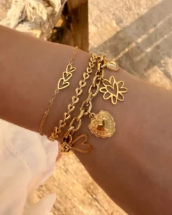 Finaste Armband met hartjes bedels goudkleurig Outlet