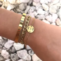 Finaste Armband met letter goud kleurig Online