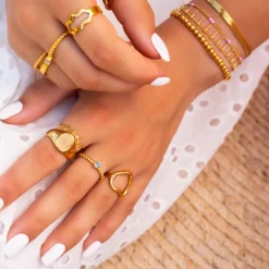 Finaste Armband Met Roze Bolletjes Goudkleurig Online