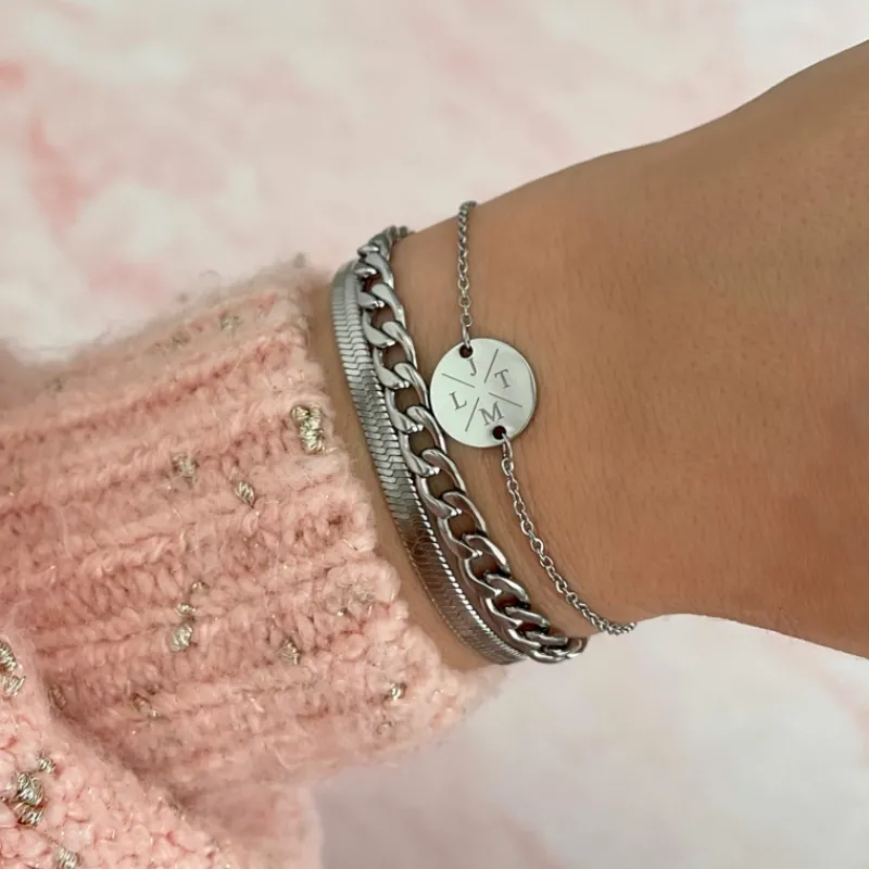 Finaste Armband Met Vier Initialen Clearance