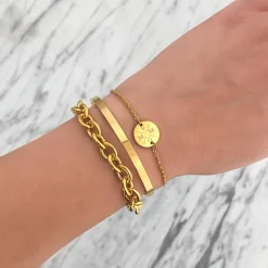 Finaste Armband Met Vier Initialen Goud Kleurig Outlet