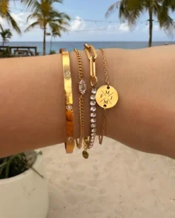 Finaste Armband Met Vier Initialen Goud Kleurig Outlet