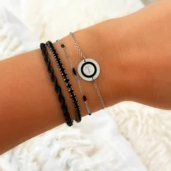 Finaste Armband Met Zwarte Bolletjes New