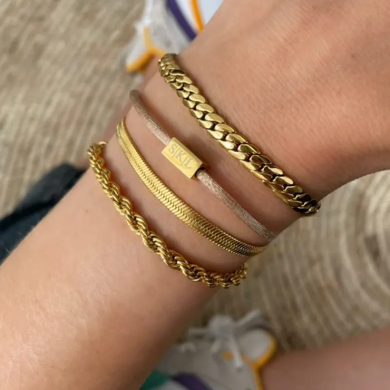 Finaste Armband platte chain goud kleurig Outlet