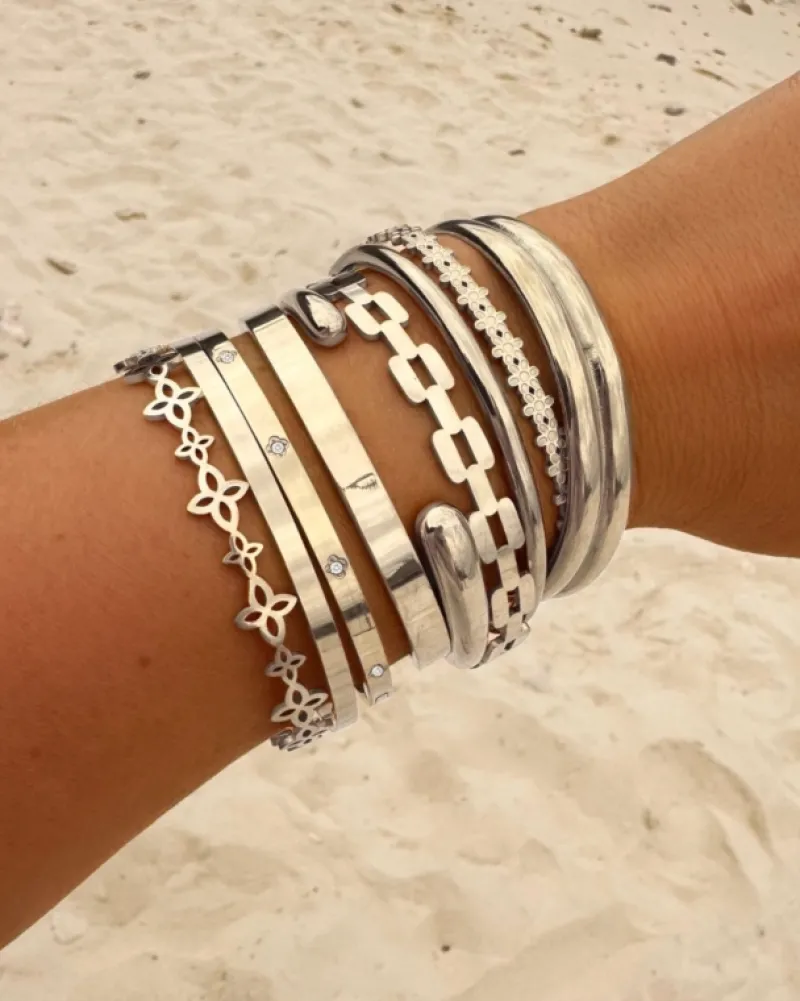 Finaste Bangle met bloemetjes Hot