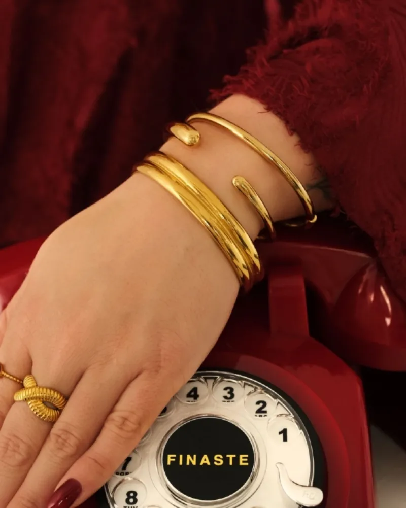 Finaste Bangle teardrop goudkleurig Online