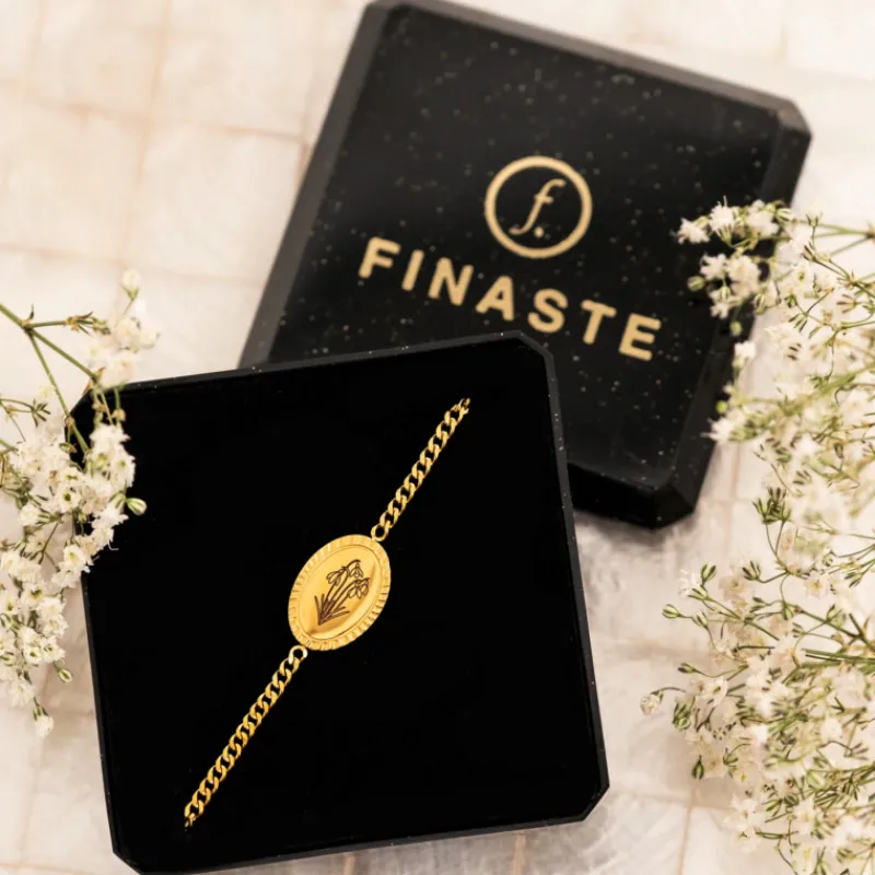 Finaste Birth flower armband met jouw gravering goudkleurig Hot