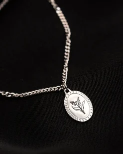 Finaste Birth flower ketting met jouw gravering Clearance