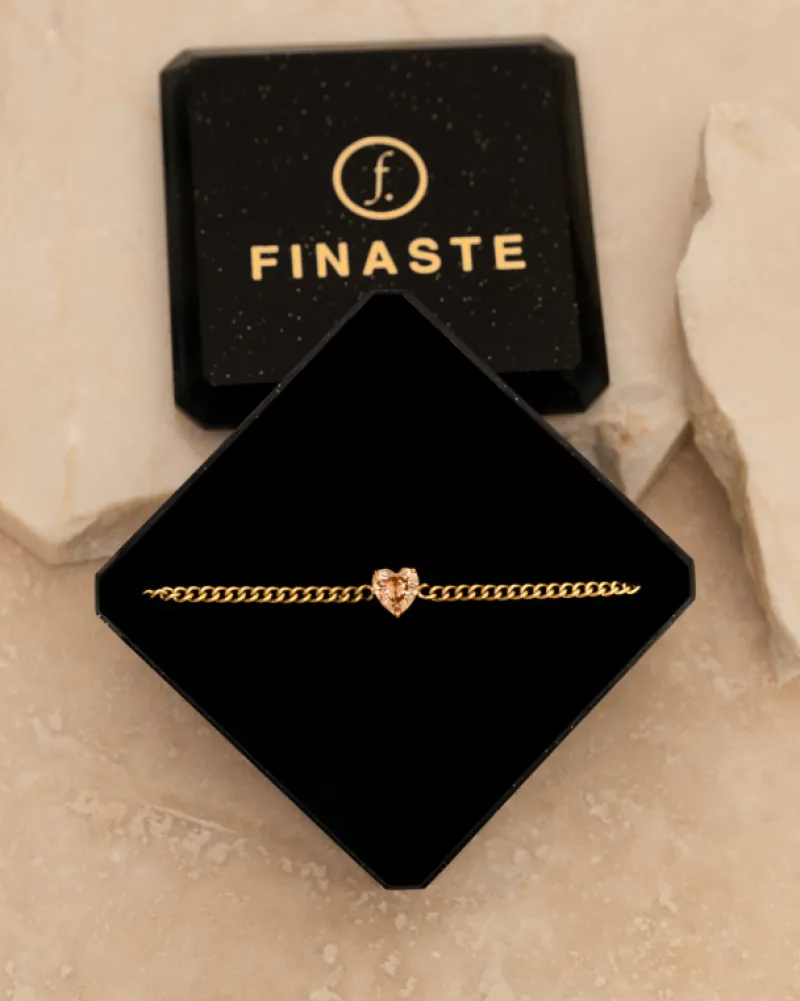 Finaste Birthstone heart armband goldplated Hot
