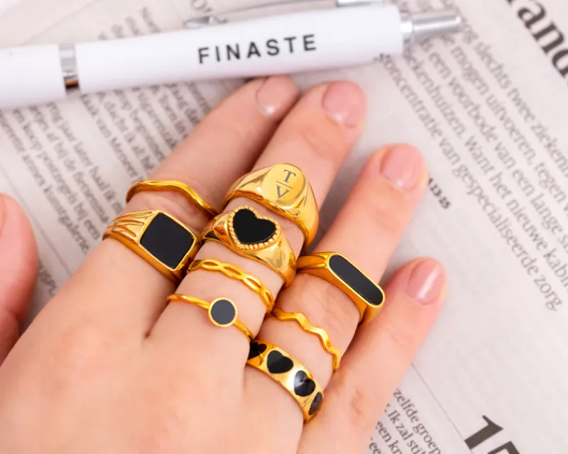 Finaste Black Love Ring Fashionista Goudkleurig Best