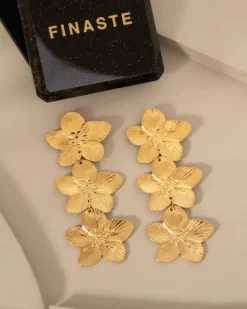 Finaste Bloem oorbellen statement goudkleurig Online