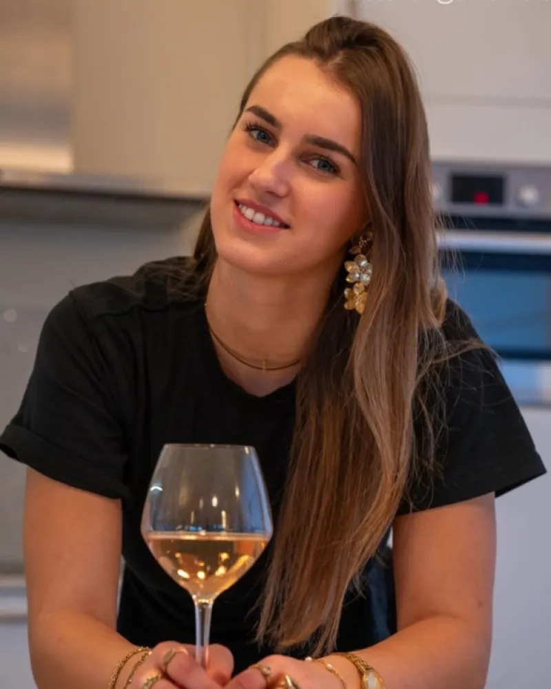 Finaste Bloem oorbellen statement goudkleurig Online
