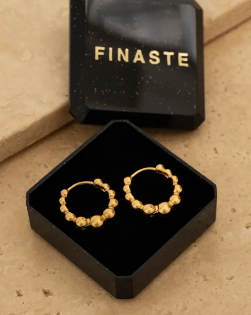 Finaste Boho oorringetjes dots goudkleurig Fashion