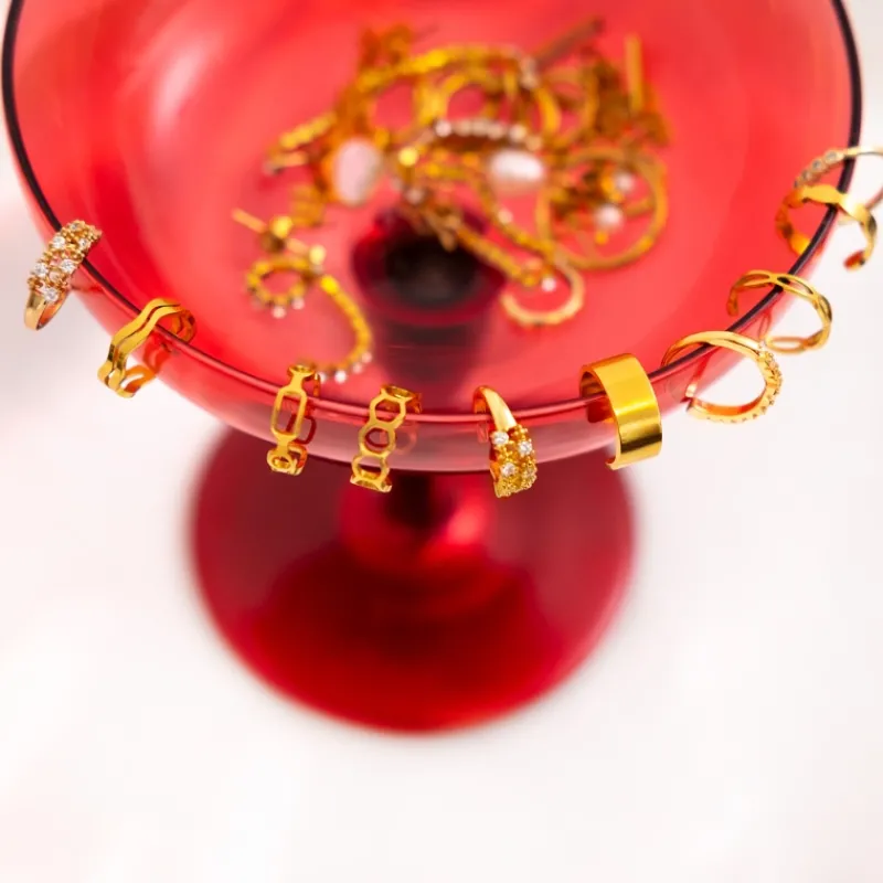 Finaste Bolletjes ear cuff goud kleurig Hot