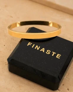 Finaste Brede Bangle Goud Kleurig Outlet