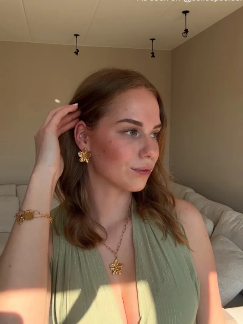 Finaste Chain ketting met bloem goudkleurig Hot