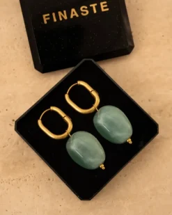 Finaste Chunky oorringen met turquoise steen goudkleurig Outlet