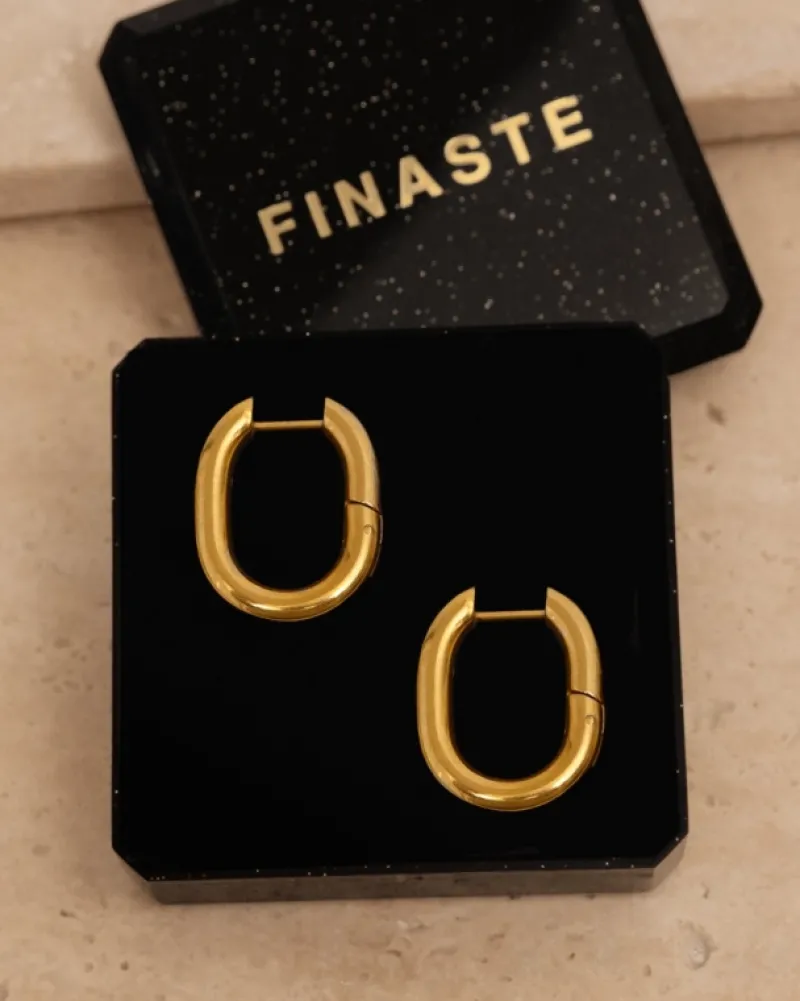 Finaste Chunky oval hoop earrings goldplated New