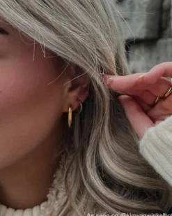 Finaste Chunky oval hoop earrings goldplated New