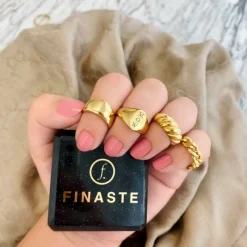 Finaste Chunky zegelring goud kleurig Online