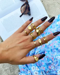 Finaste Chunky zegelring goud kleurig Online