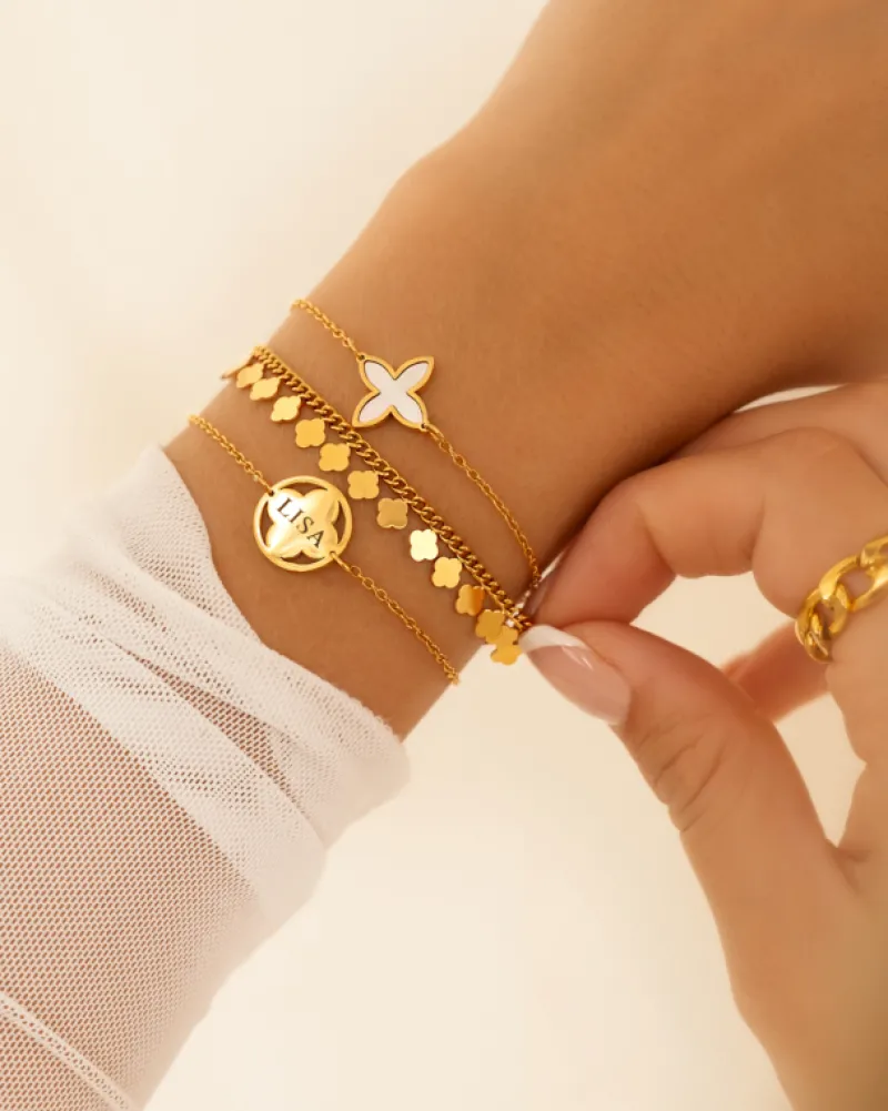 Finaste Clover armband graveren goudkleurig Online