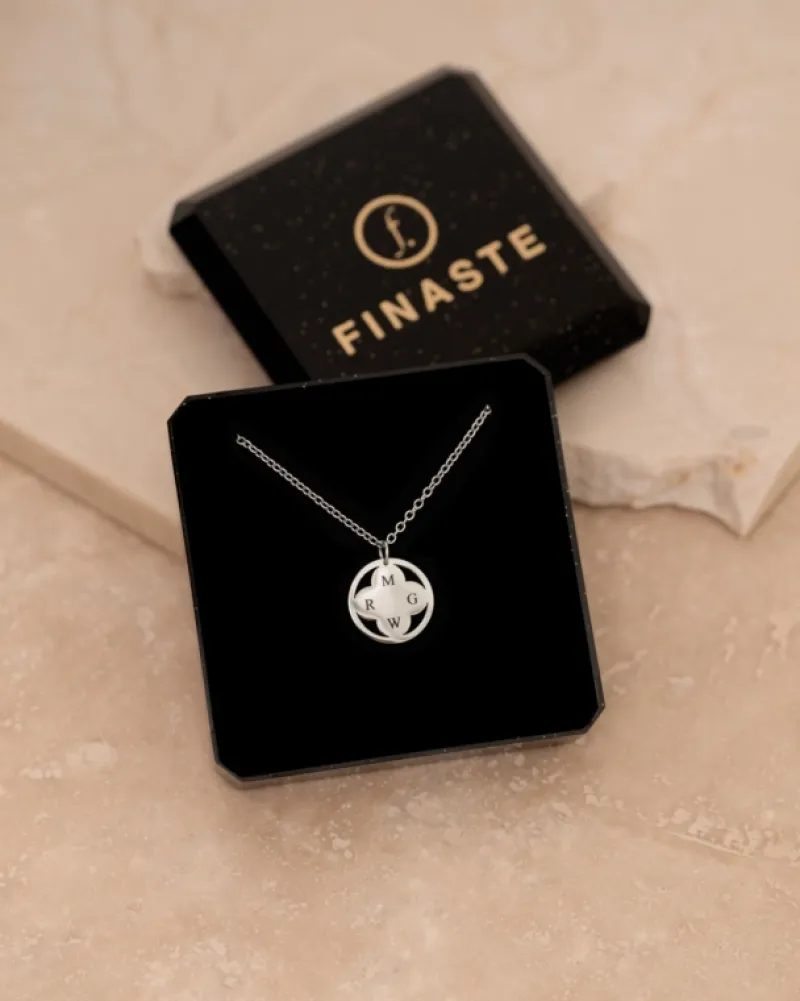Finaste Clover ketting 4 initials Clearance
