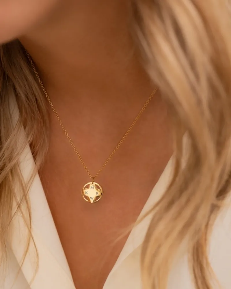Finaste Clover ketting 4 initials goudkleurig Fashion