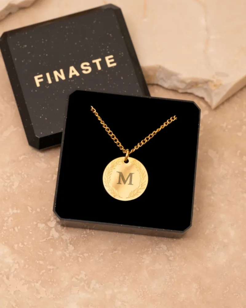 Finaste Coin necklace 1 initial goldplated Hot