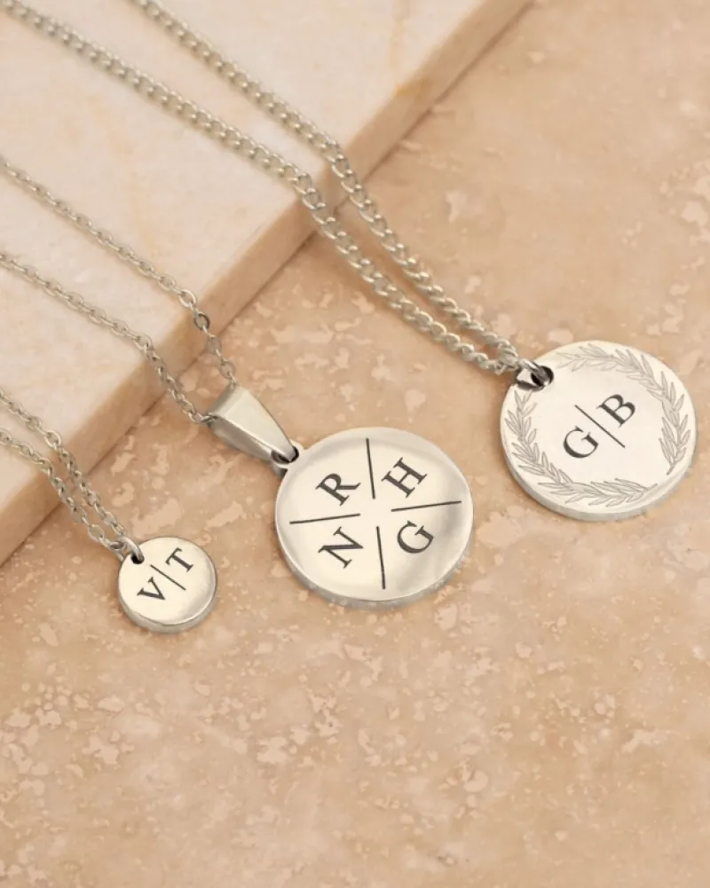 Finaste Coin necklace 2 initials Outlet