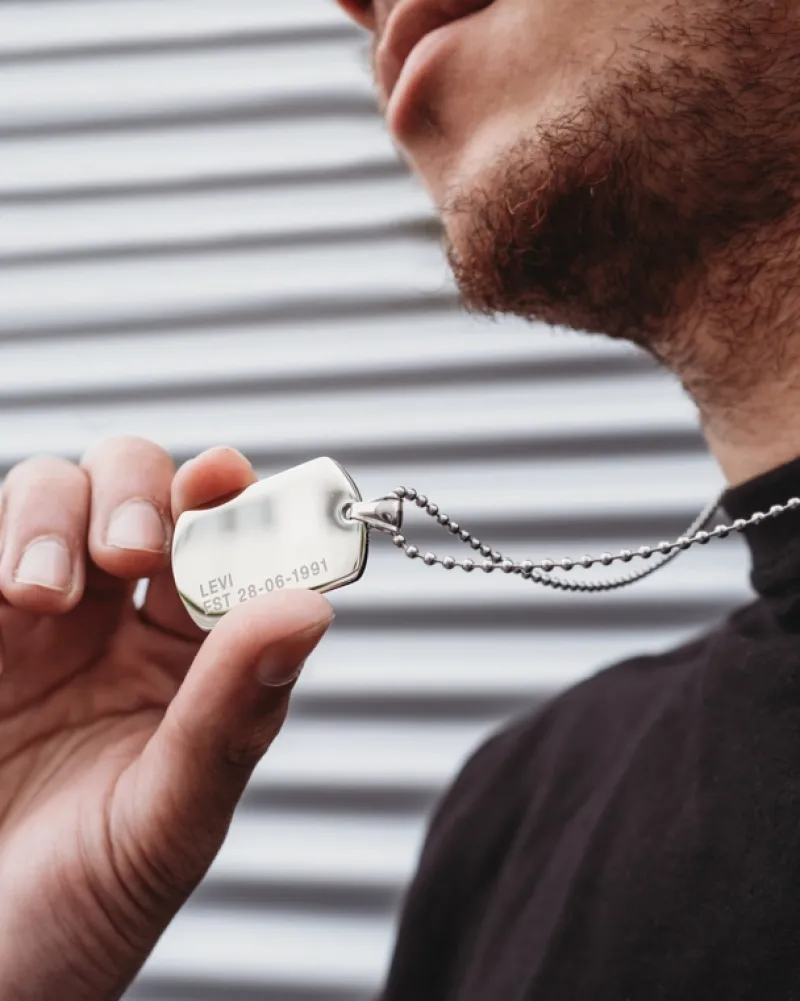 Finaste Dog tag ketting met naam en datum New