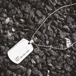Finaste Dog tag ketting met naam en datum New