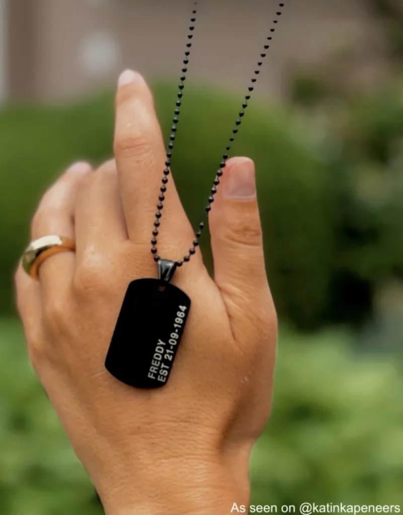 Finaste Dog tag ketting met naam en datum zwart New