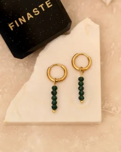 Finaste Earrings dark green beads goldplated Clearance