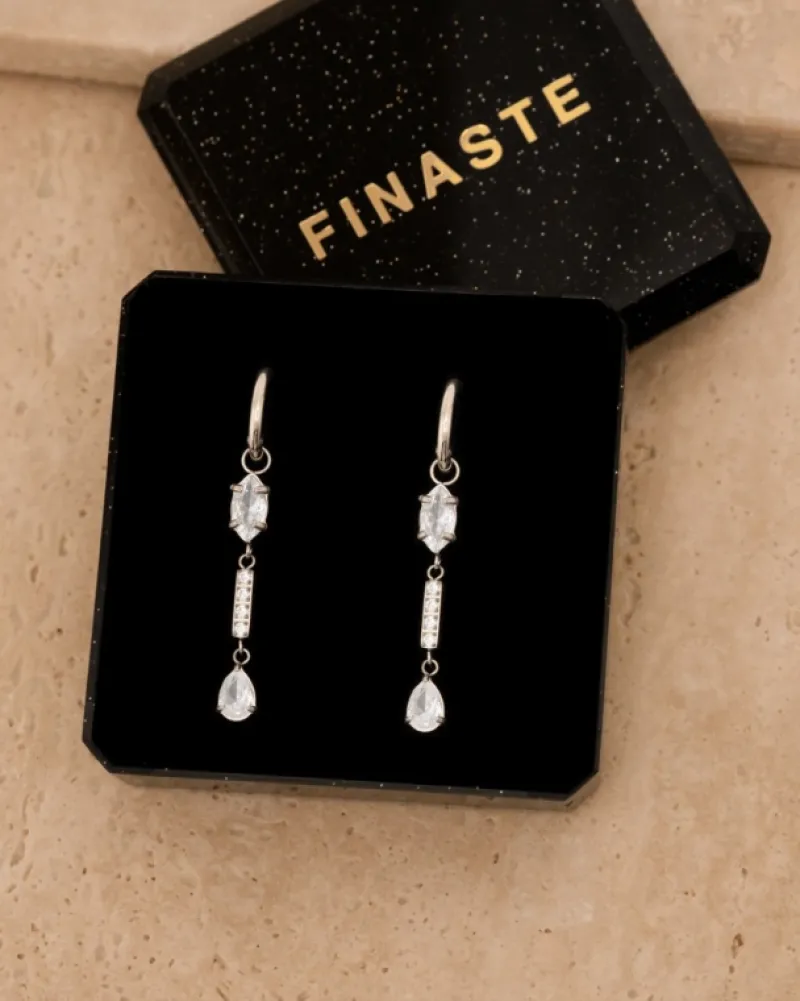 Finaste Exclusive crystal drops earrings Clearance