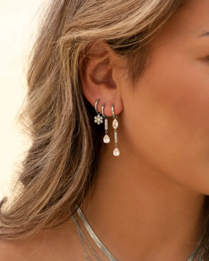Finaste Exclusive crystal drops earrings Clearance